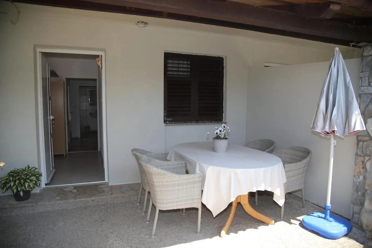 Apartments Noemi Malinska Croatia