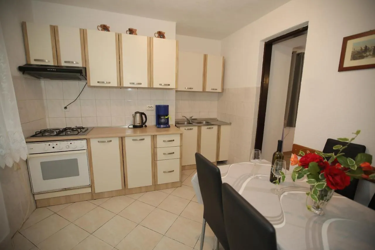 Apartments Noemi Malinska