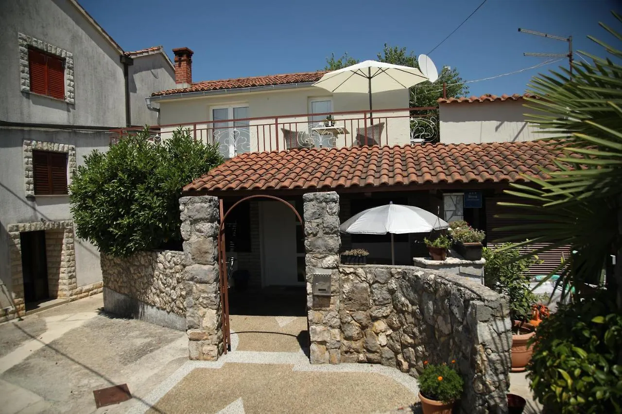 Apartments Noemi Malinska Croatia
